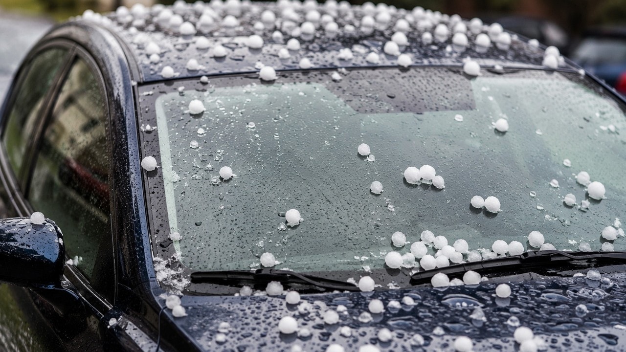 Grandine sulle auto, aumentano i danni: ecco le province dove si rischia di più