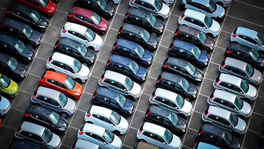 Noleggio auto: immatricolazioni in chiaroscuro tra boom del breve termine e frenata del lungo