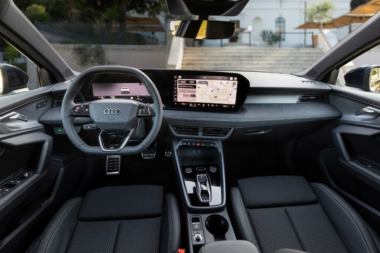 Audi A3, dentro è tutta nuova: e ora debutta la versione da 32.600 euro