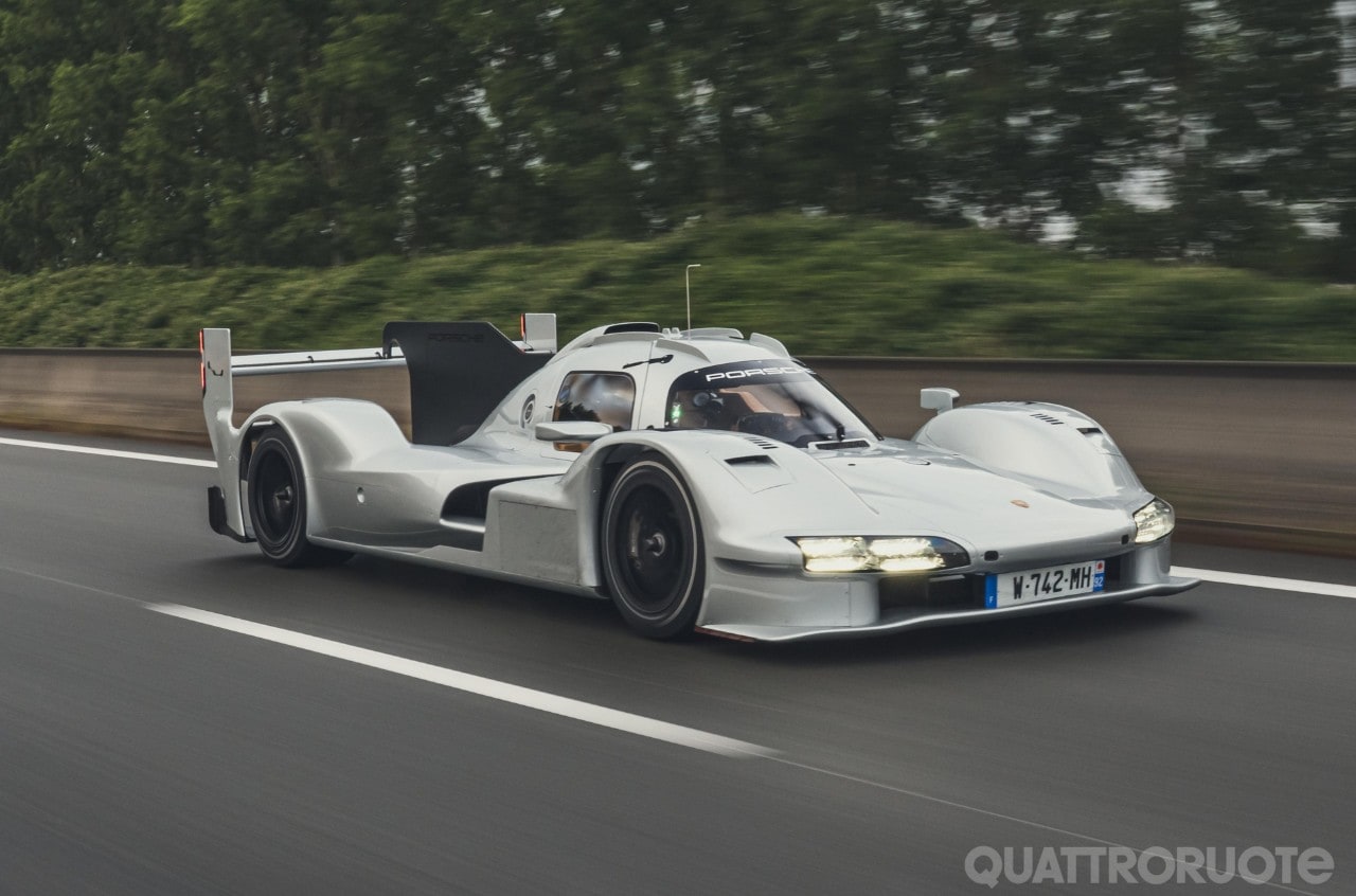 Una stradale unica sulla scia della 917