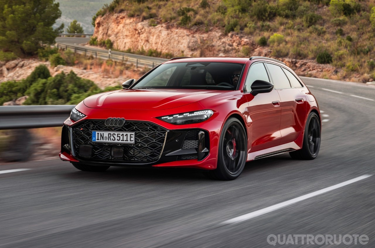 Nuova Audi RS5, 639 CV per la prima Rennsport ibrida plug-in della storia - VIDEO