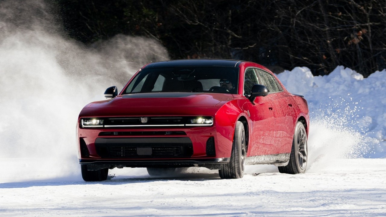 La Dodge Charger è arrivata in Italia: elettrica o col 6 cilindri Hurricane, ecco i prezzi