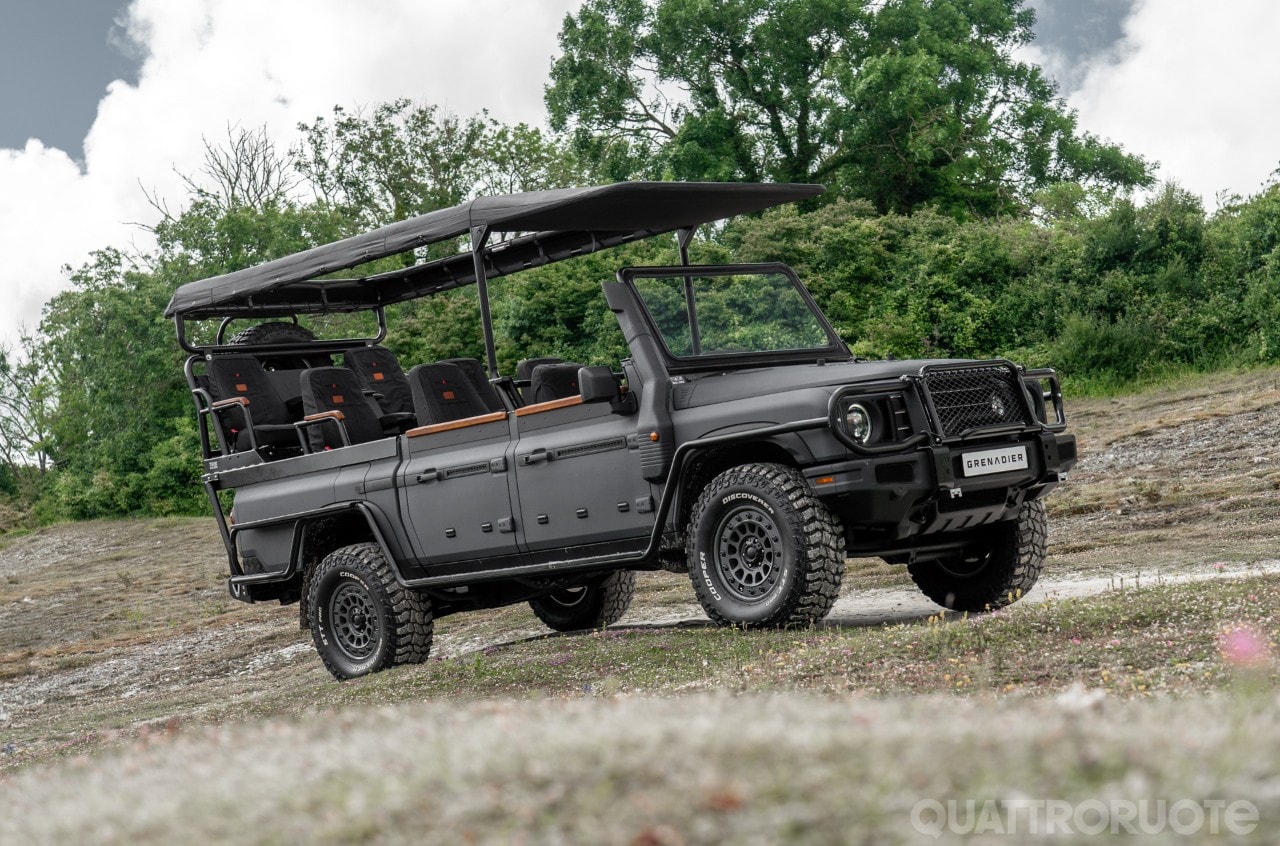 La Game Viewer è la Grenadier per i safari