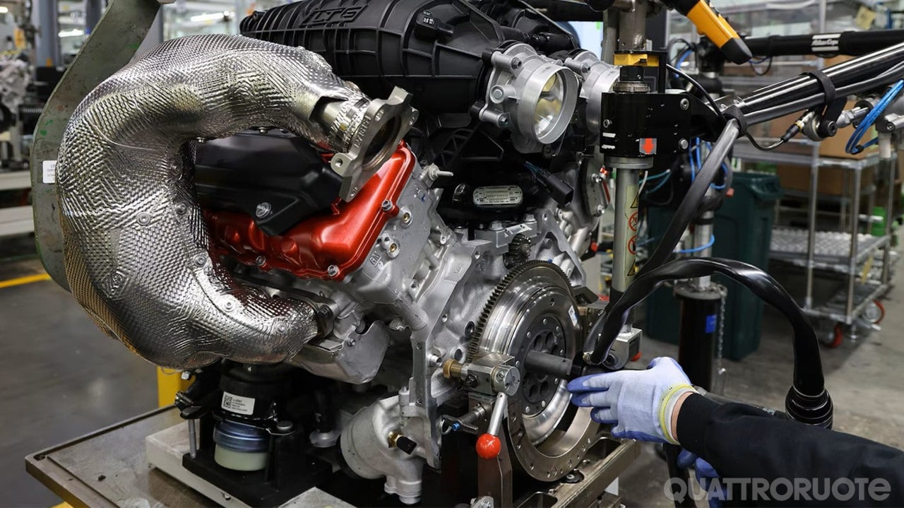 Corvette: i clienti potranno costruire il proprio V8 direttamente in fabbrica