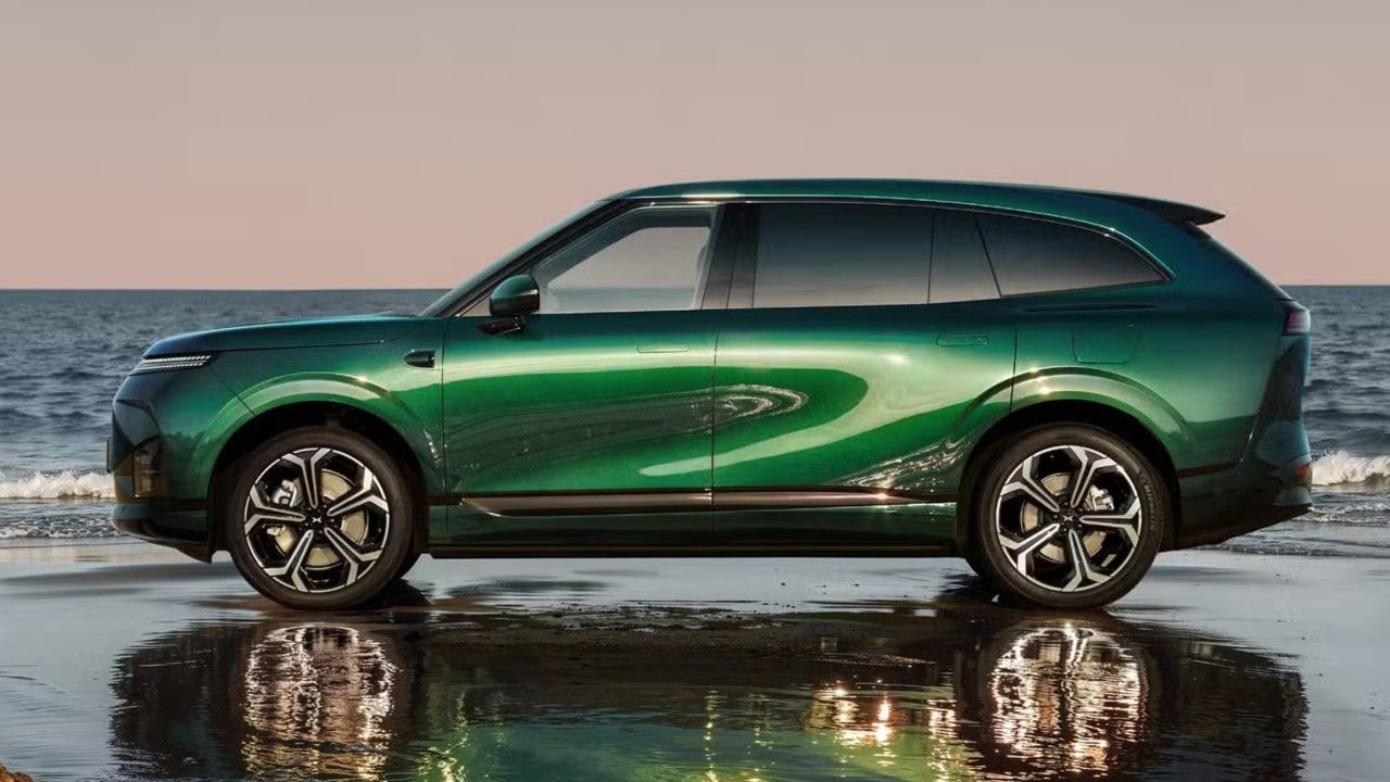 Ha 585 CV, è elettrica e arriverà anche in Europa: ecco la nuova Xpeng G9L 
