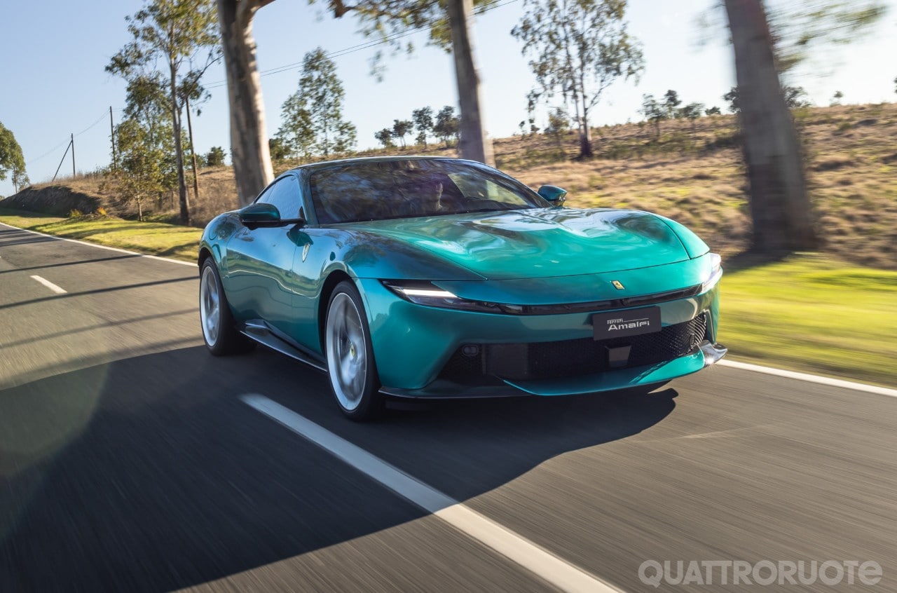 Eleganza e bella guida, tutti i giorni - VIDEO