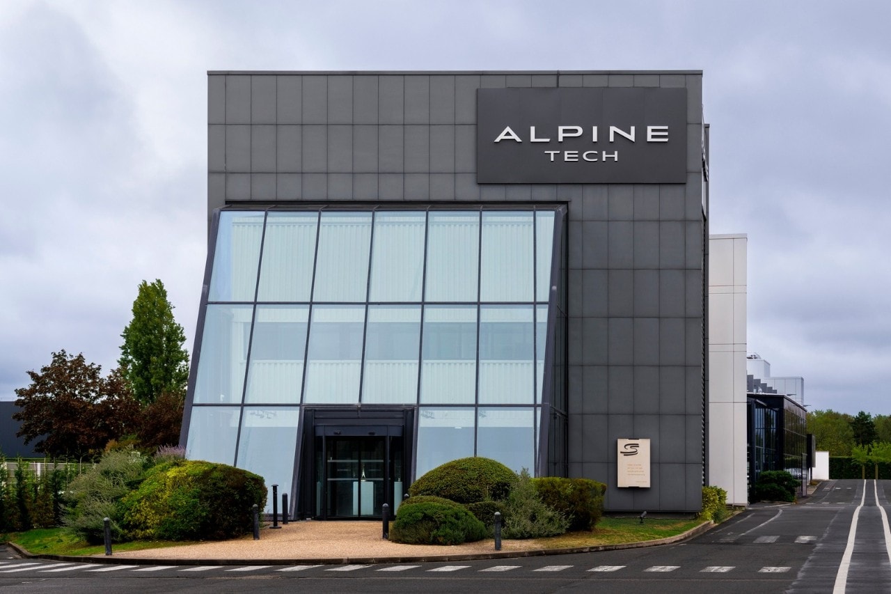 Alpine Racing passa a Dumarey: accordo con Renault, salvi i posti di lavoro