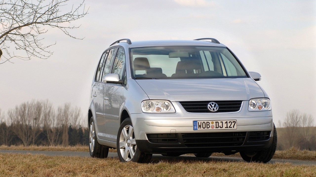 Volkswagen Touran, cala il sipario: addio a una delle ultime vere auto per famiglie