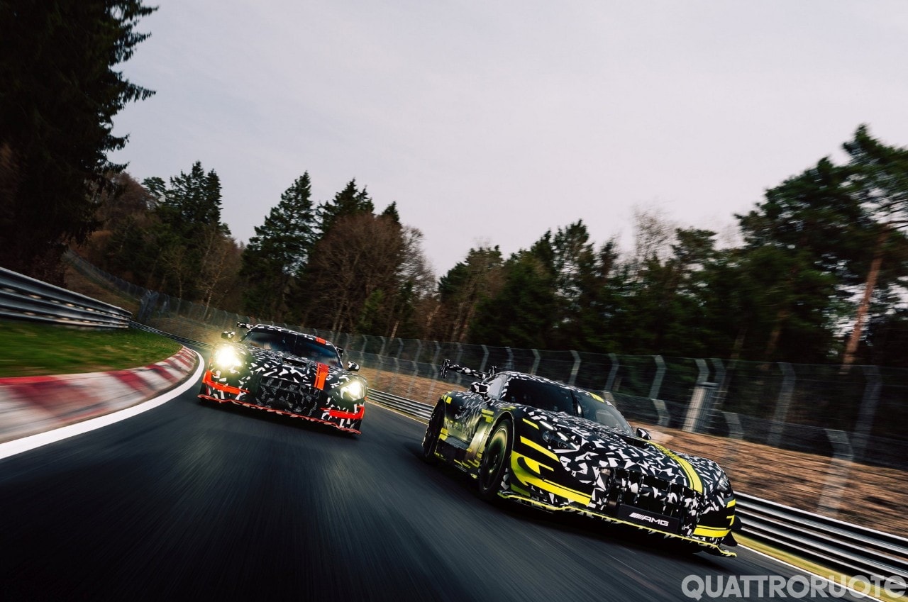 Mercedes-AMG svela la Black Series più estrema di sempre e una nuova GT3 radicale