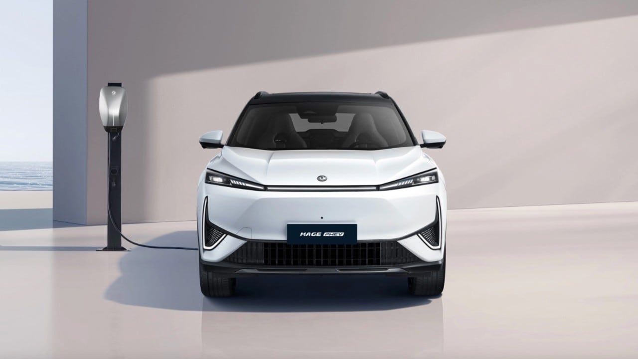 Le SUV Dongfeng puntano sull'autonomia: Mage e Huge diventano plug-in