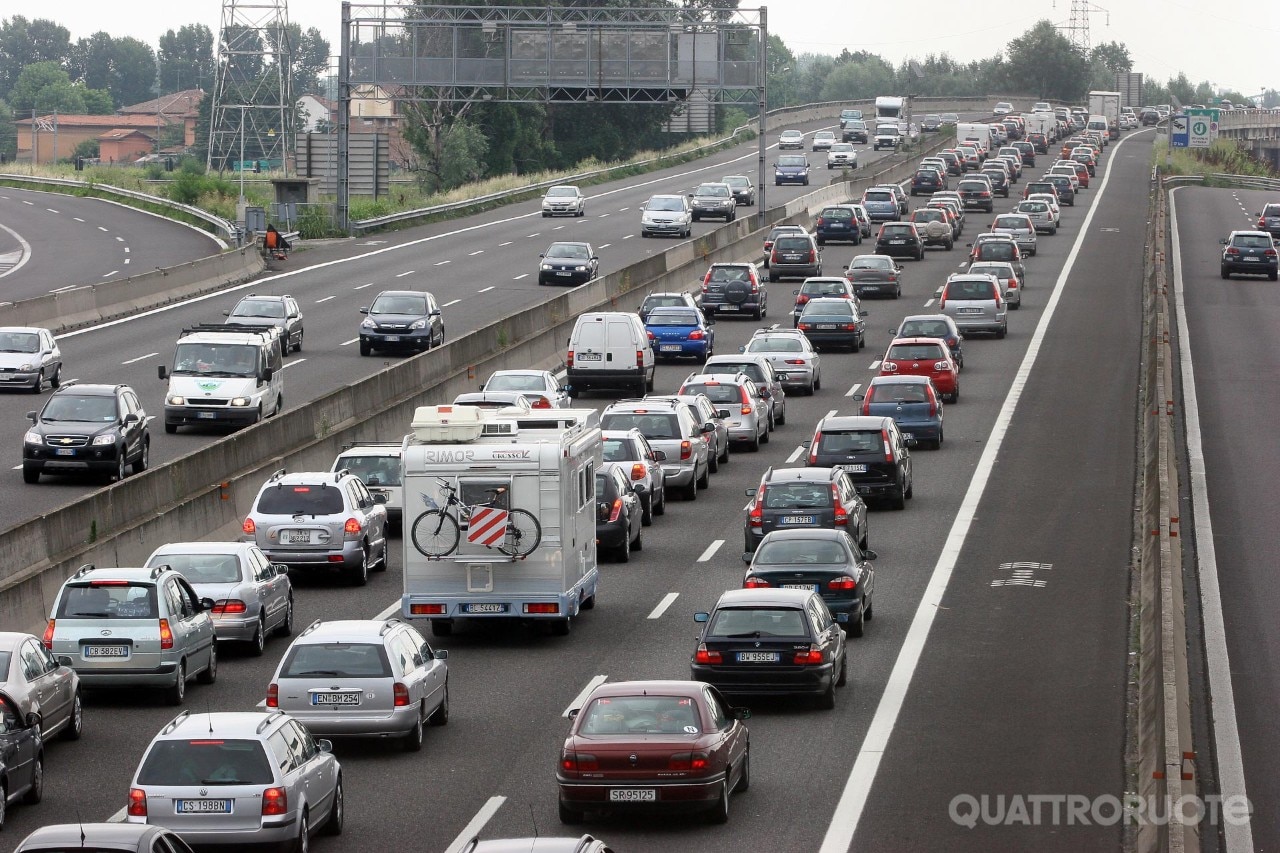 Aspi: "38 milioni di italiani in viaggio nei prossimi weekend" 