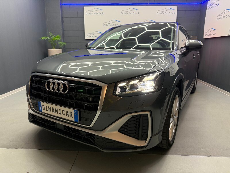 AUDI Q2